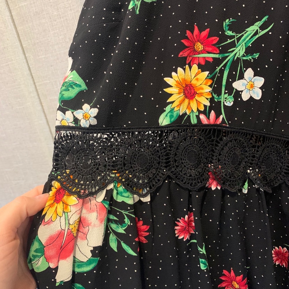 Trixxi Mini Floral Dress - Picture 2 of 4
